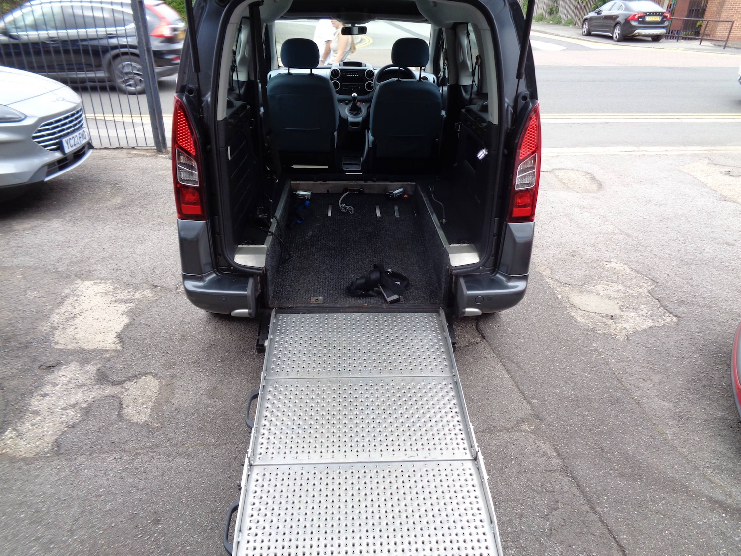 Vehicle 4