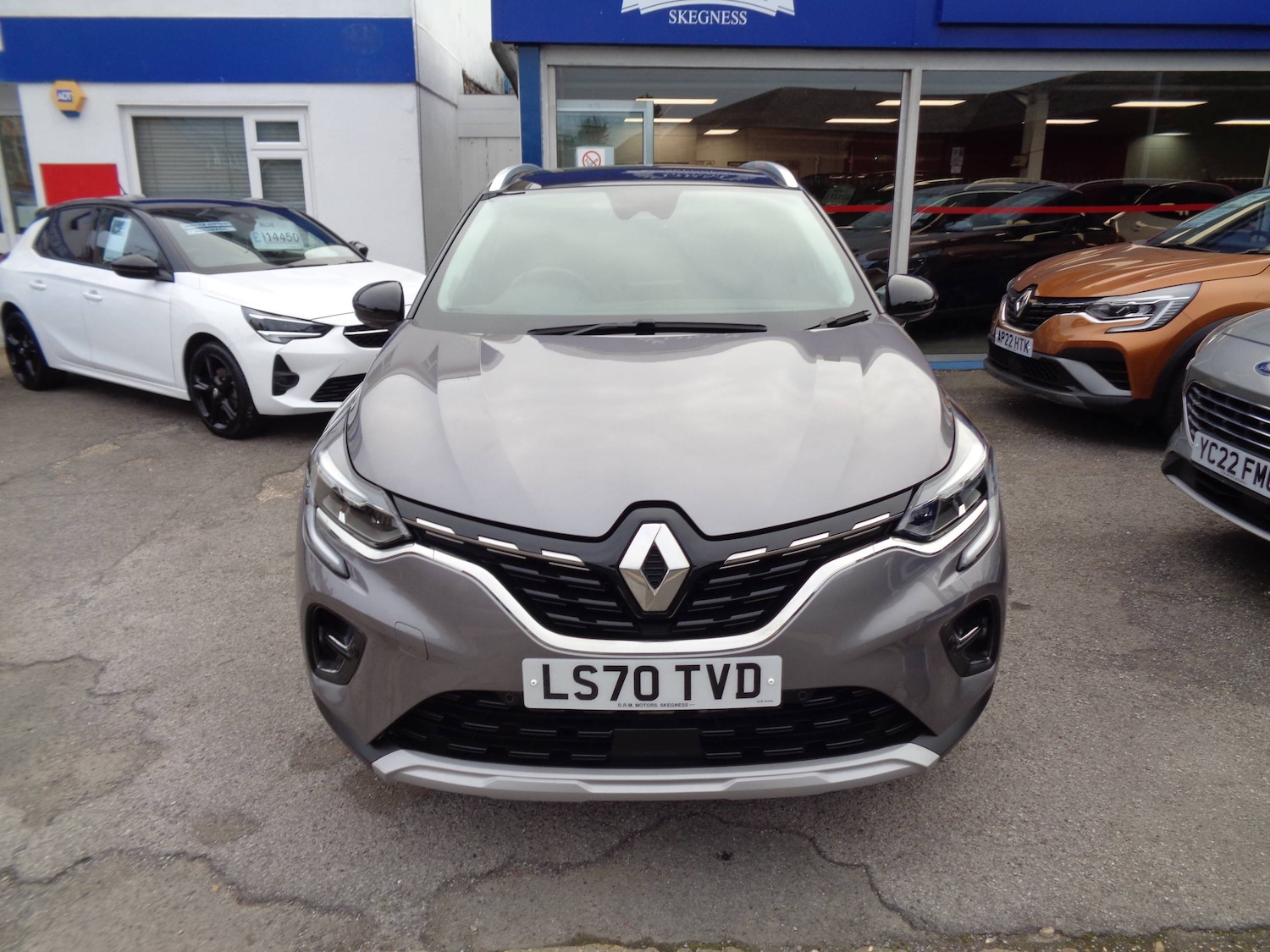 Used Renault Captur 2020 for sale - 76242951: Photo 4