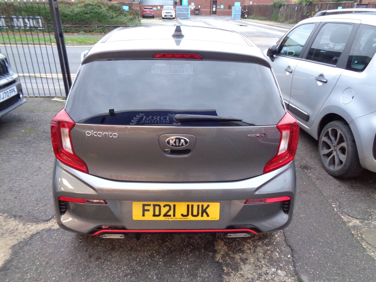 Used Kia Picanto 2021 for sale - 76882904: Photo 4