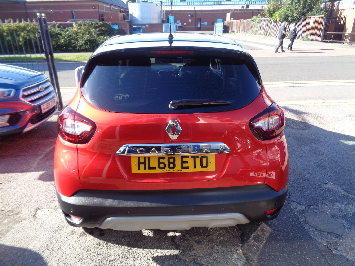 Used Renault Captur 2019 for sale - 76638832: Photo 2