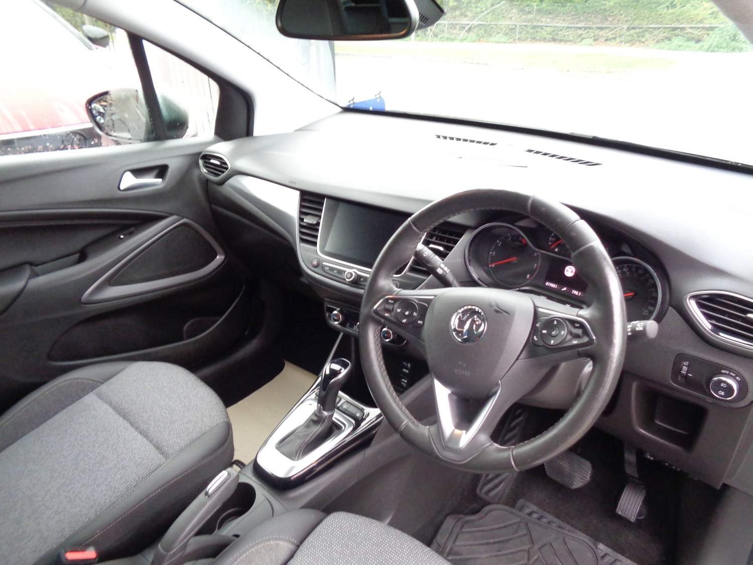 Used Vauxhall Crossland 2022 for sale - 77337868: Photo 4