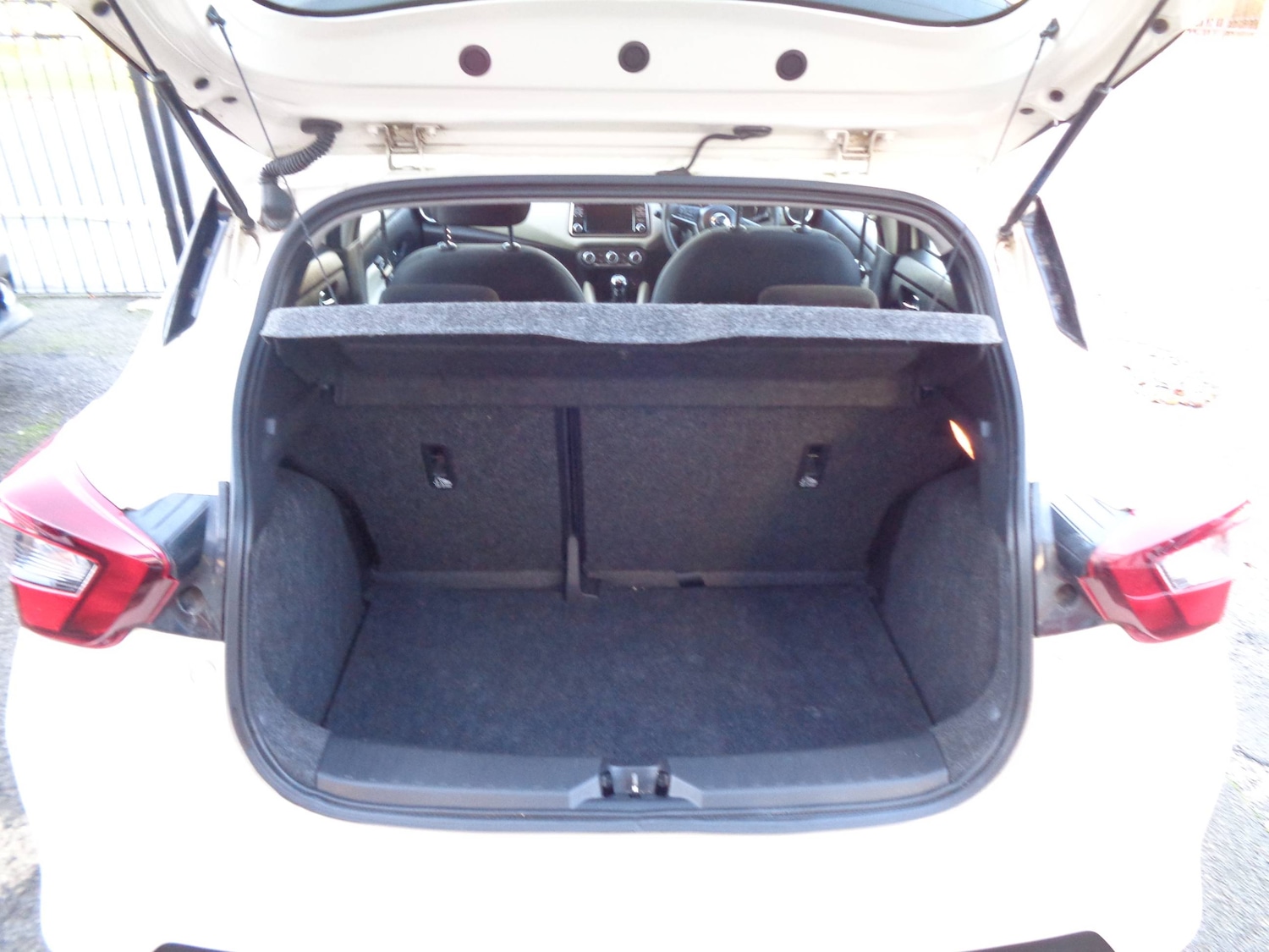 Used Nissan Micra 2017 for sale - 76895873: Photo 6