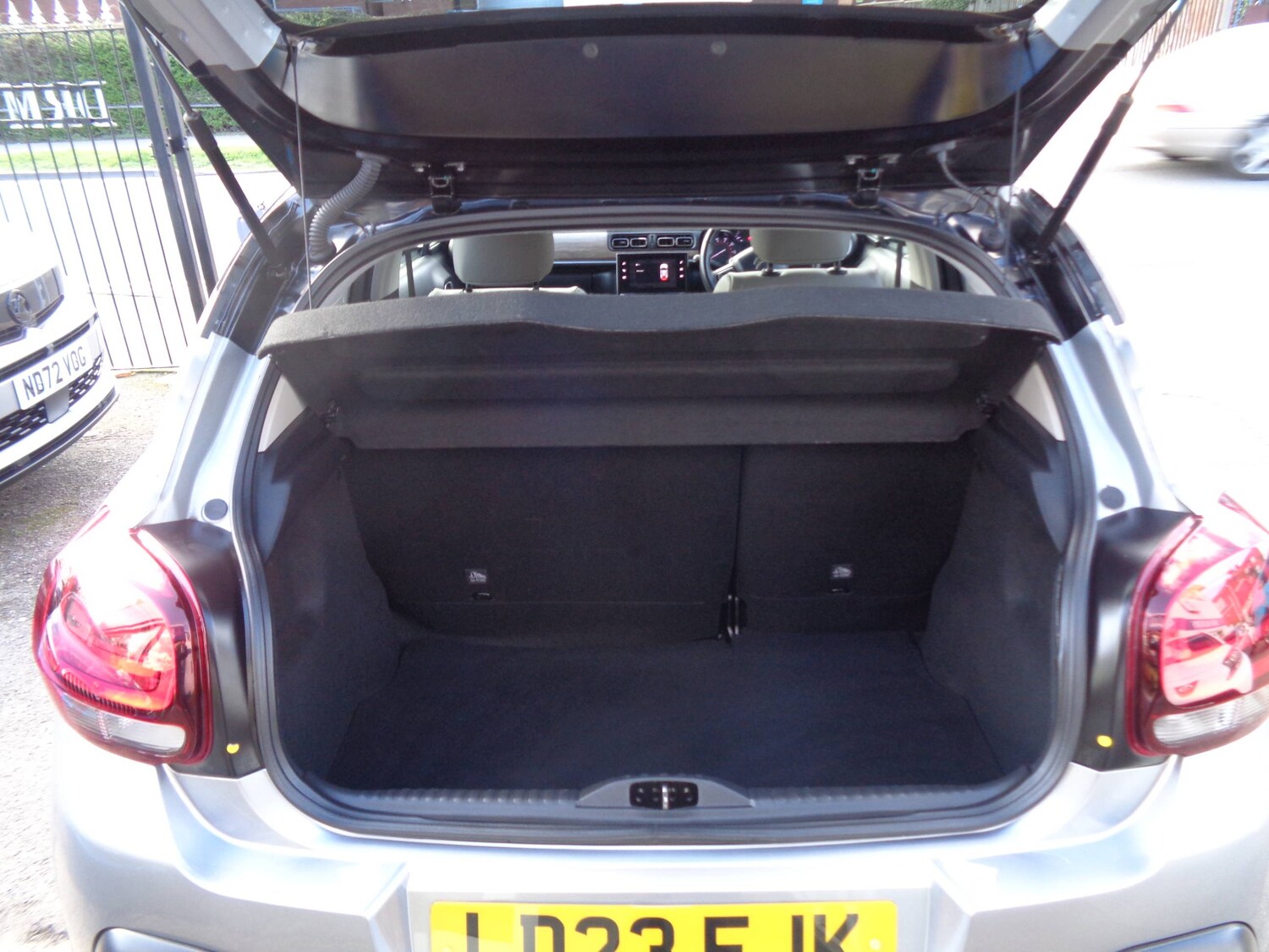 Used Citroen C3 for sale - 77864917: Photo 11