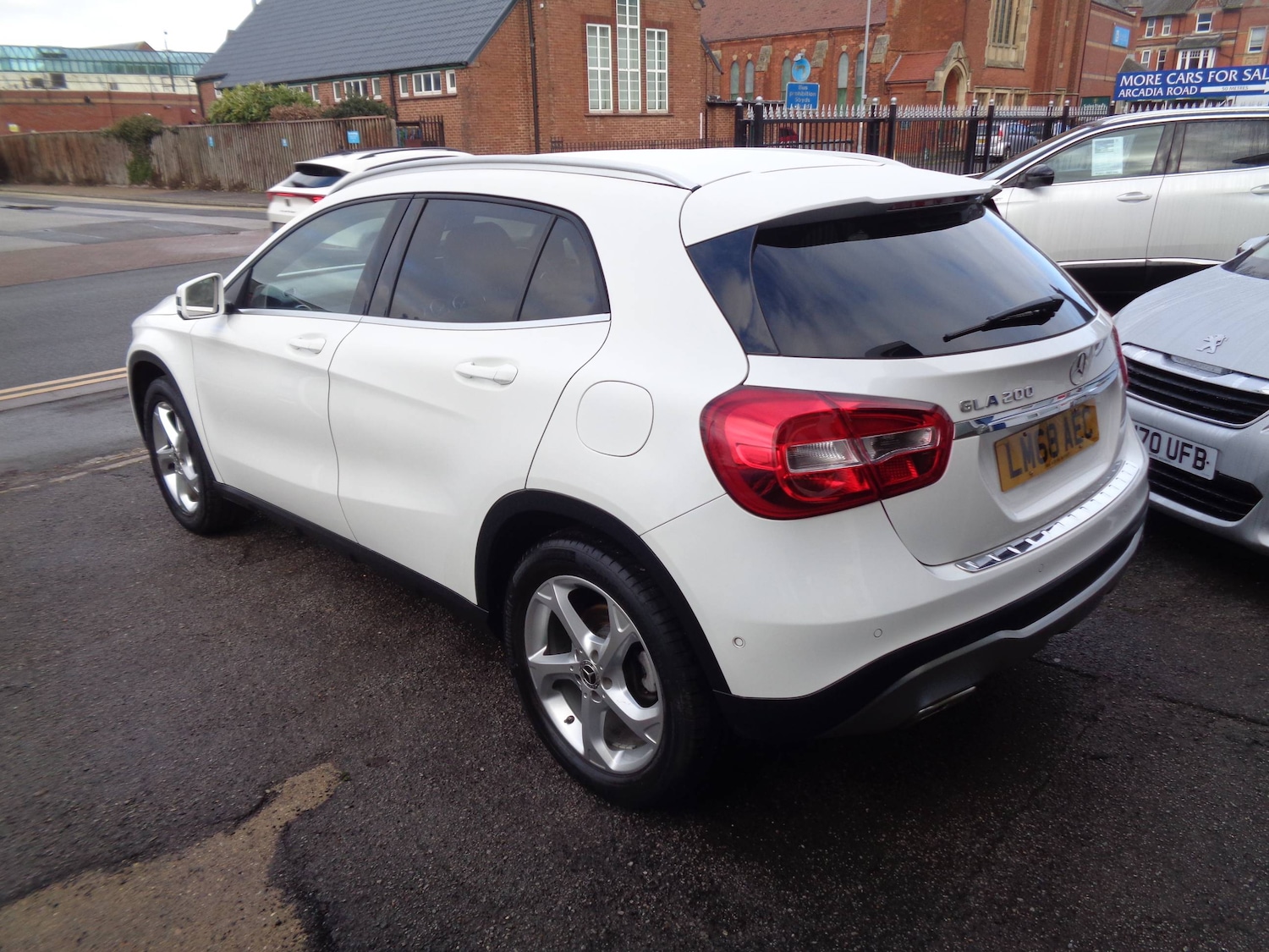 Used Mercedes-Benz GLA 2018 for sale - 77487317: Photo 2