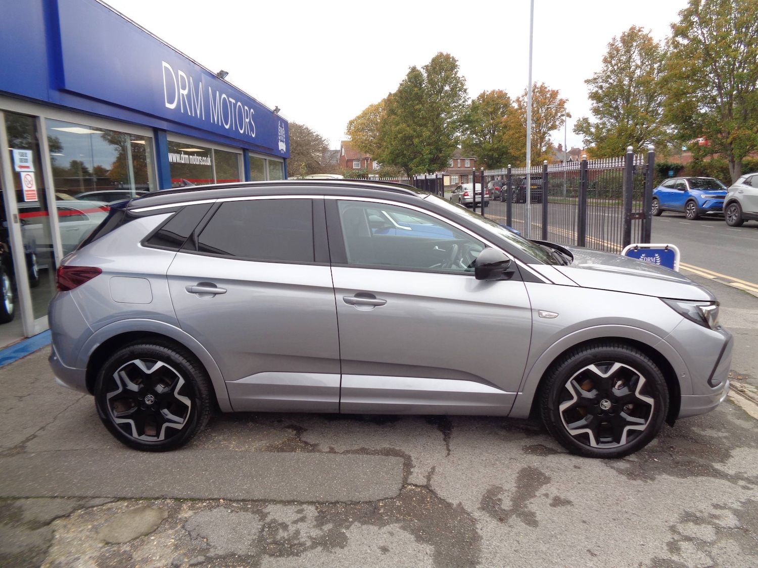 Used Vauxhall Grandland 2022 for sale - 76504645: Photo 2