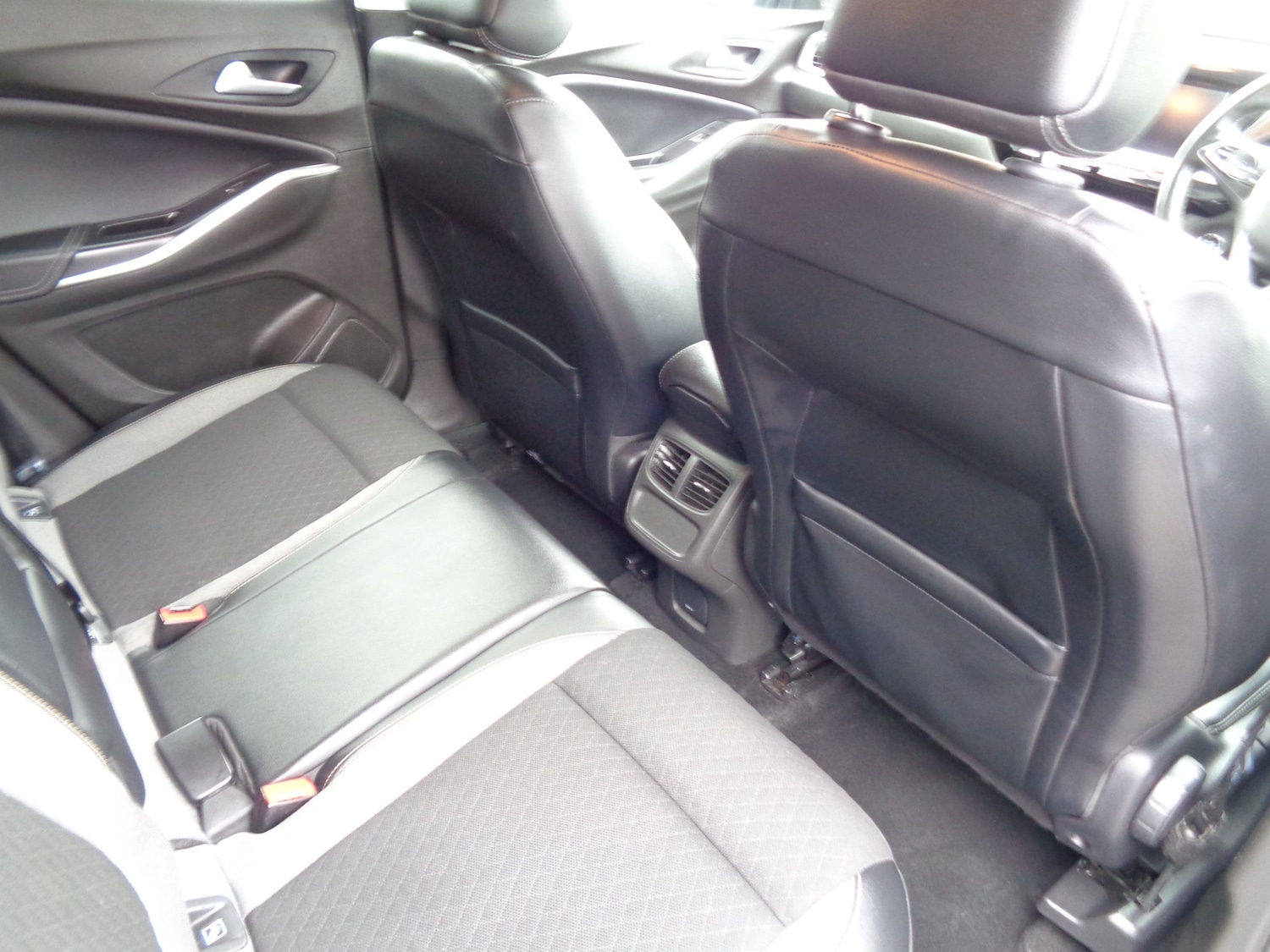 Used Vauxhall Grandland 2022 for sale - 76504645: Photo 8