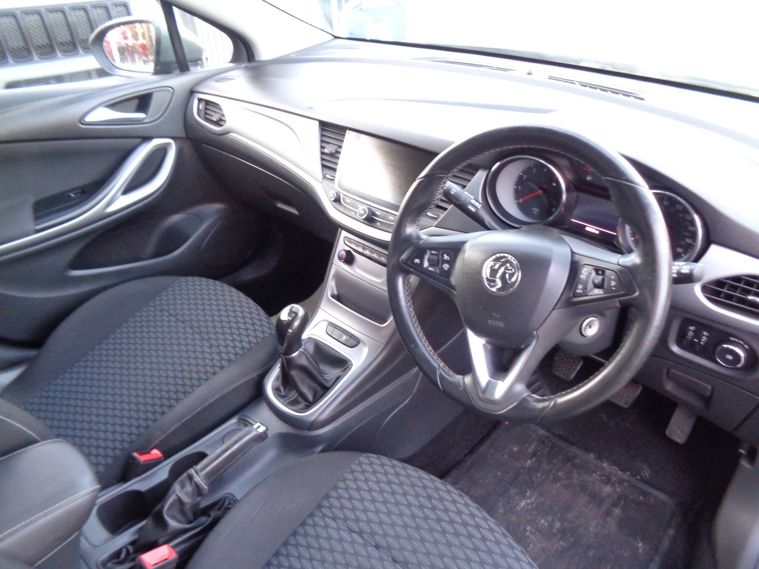 Used Vauxhall Astra 2017 for sale - 76891800: Photo 6