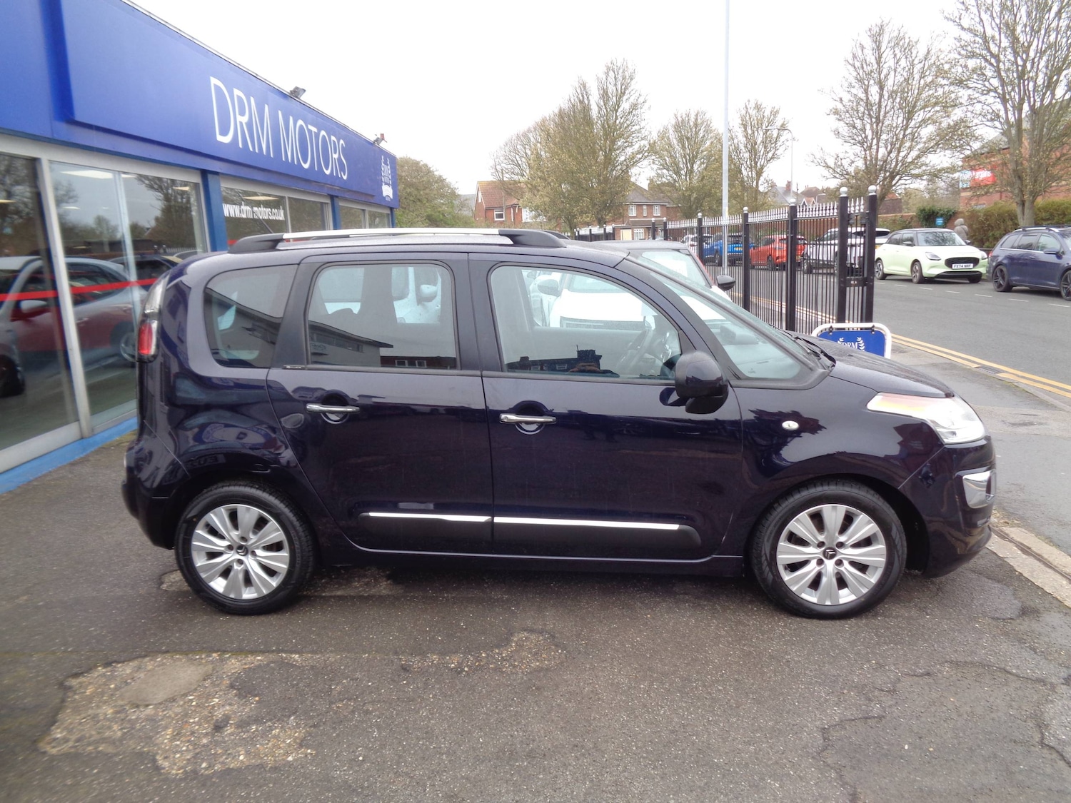 Used Citroen C3 Picasso 2015 for sale - 78038884: Photo 3