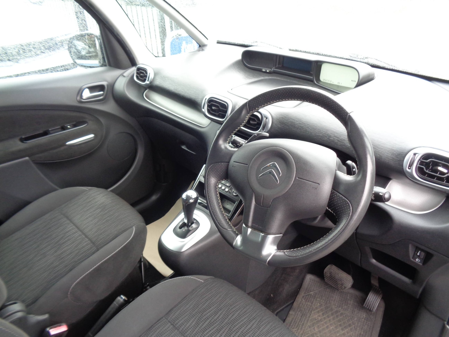 Used Citroen C3 Picasso 2015 for sale - 78038884: Photo 6