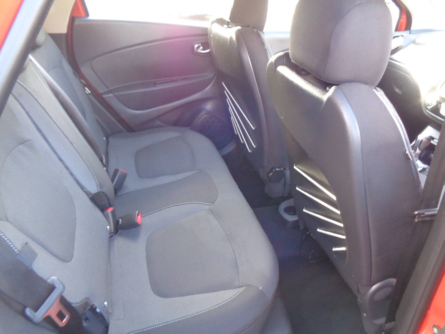 Used Renault Captur 2017 for sale - 76566499: Photo 5