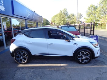 Used Renault Captur 2023 for sale - 78296521: Photo