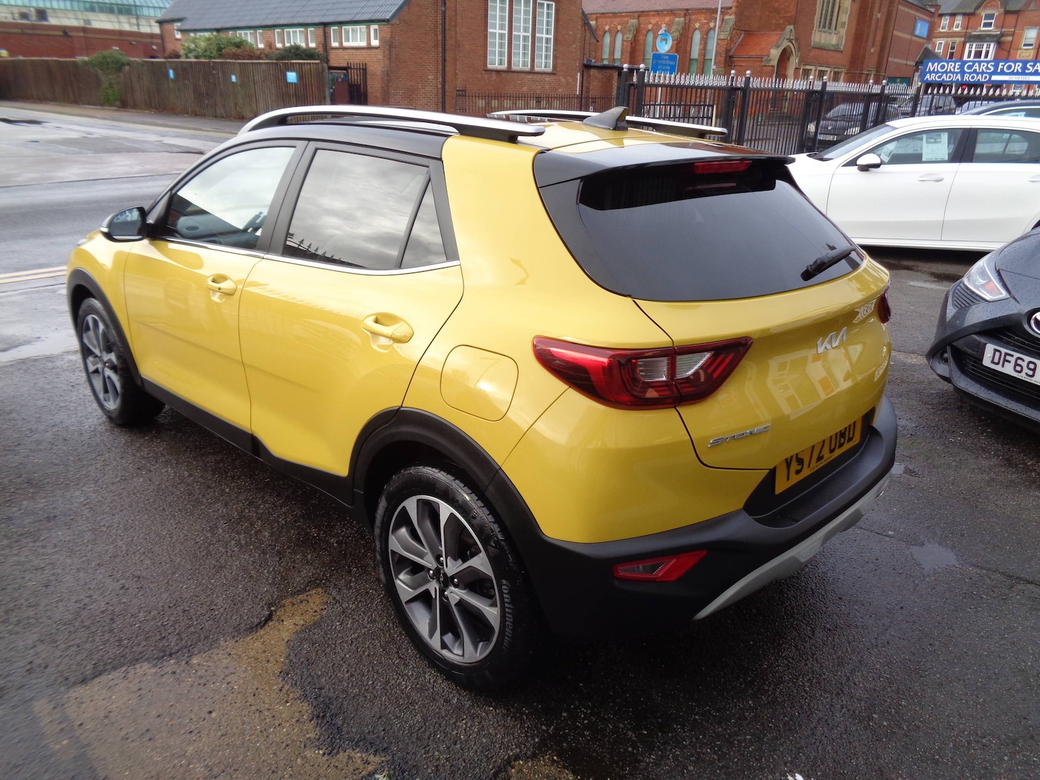 Used Kia Stonic 2022 for sale - 77639026: Photo 3