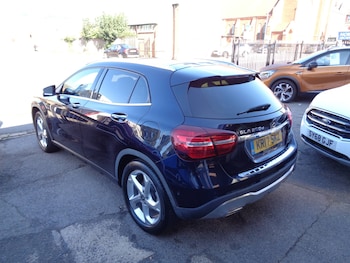 Used Mercedes-Benz GLA 2017 for sale - 75891796: Photo