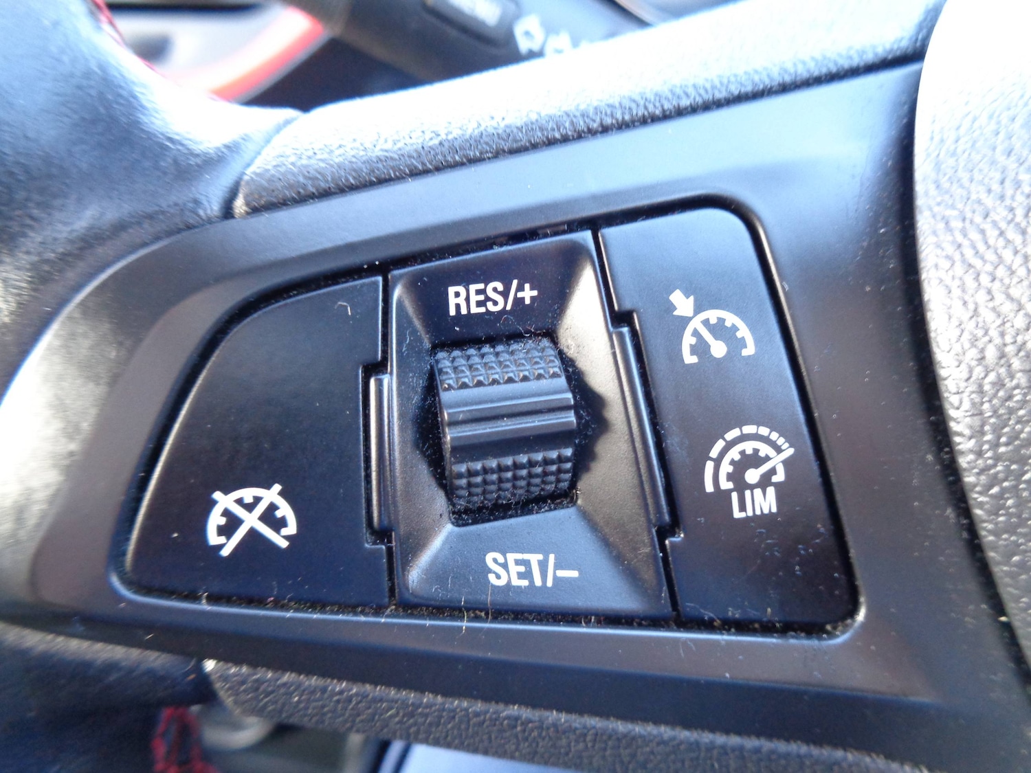 Used Vauxhall Corsa 2015 for sale - 76736716: Photo 8