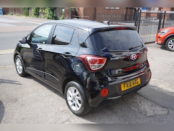 Used Hyundai i10 2018 for sale - 78925897: Photo