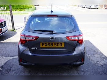 Used Toyota Yaris 2018 for sale - 78667305: Photo