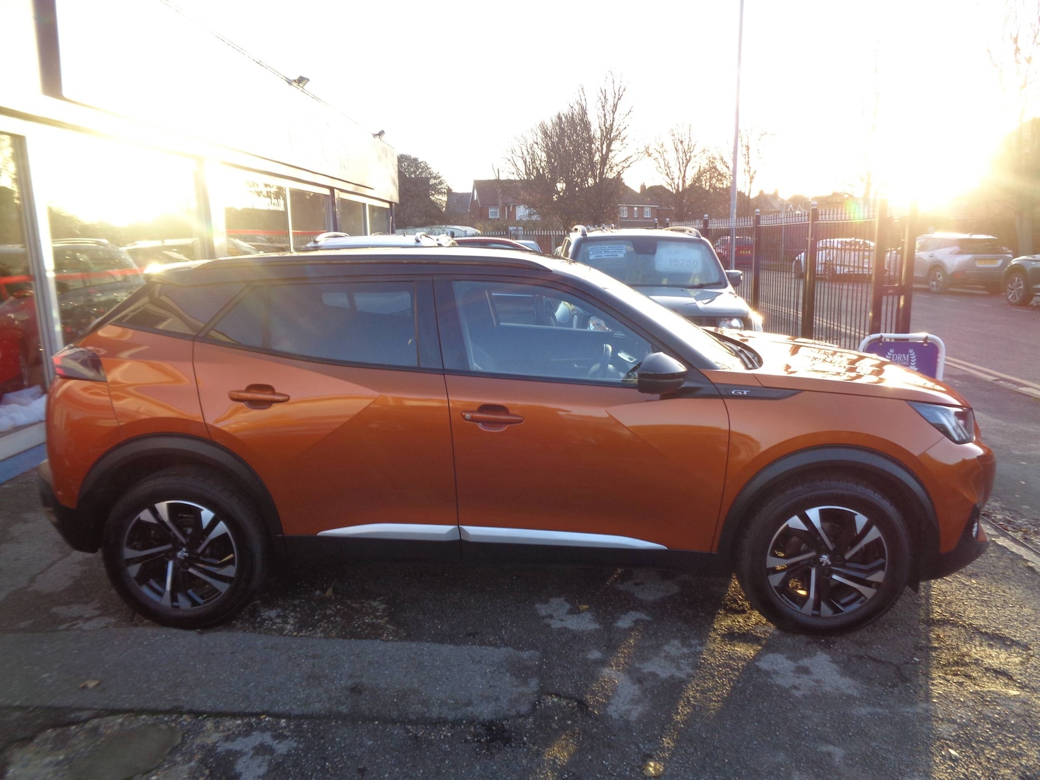 Used Peugeot 2008 2021 for sale - 76895867: Photo 2