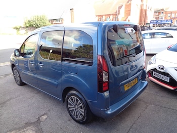 Used Peugeot Partner 2018 for sale - 76063861: Photo 2