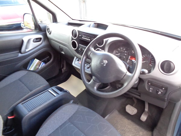 Used Peugeot Partner 2018 for sale - 76063861: Photo 5