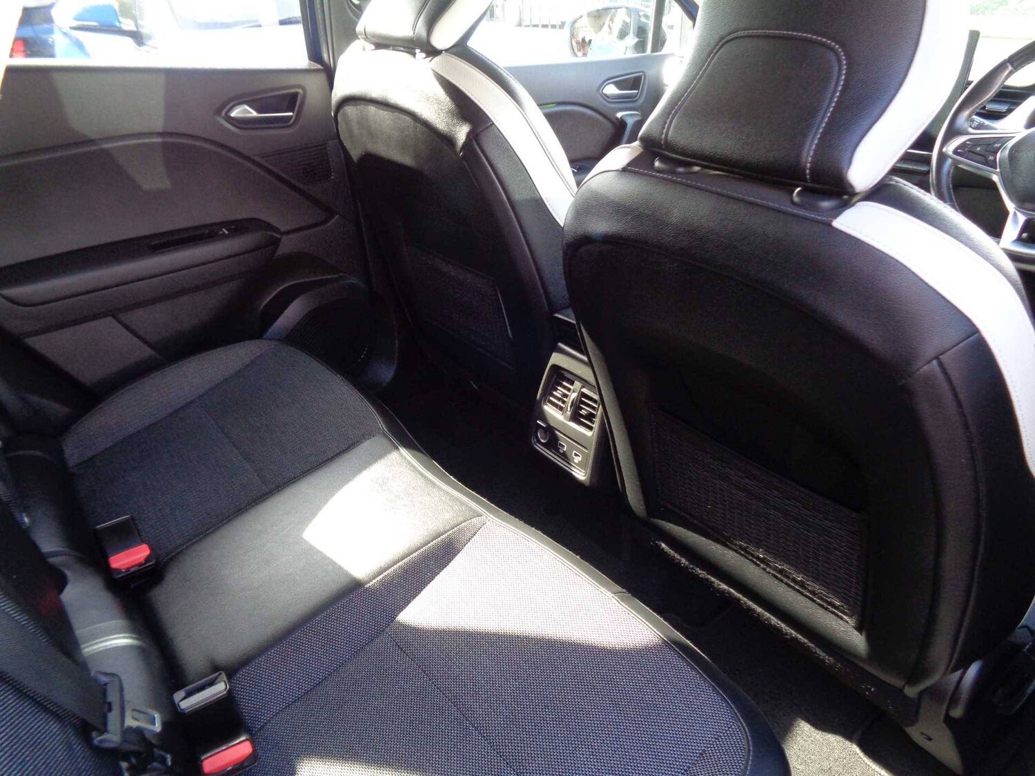 Used Renault Captur 2020 for sale - 76428810: Photo 7