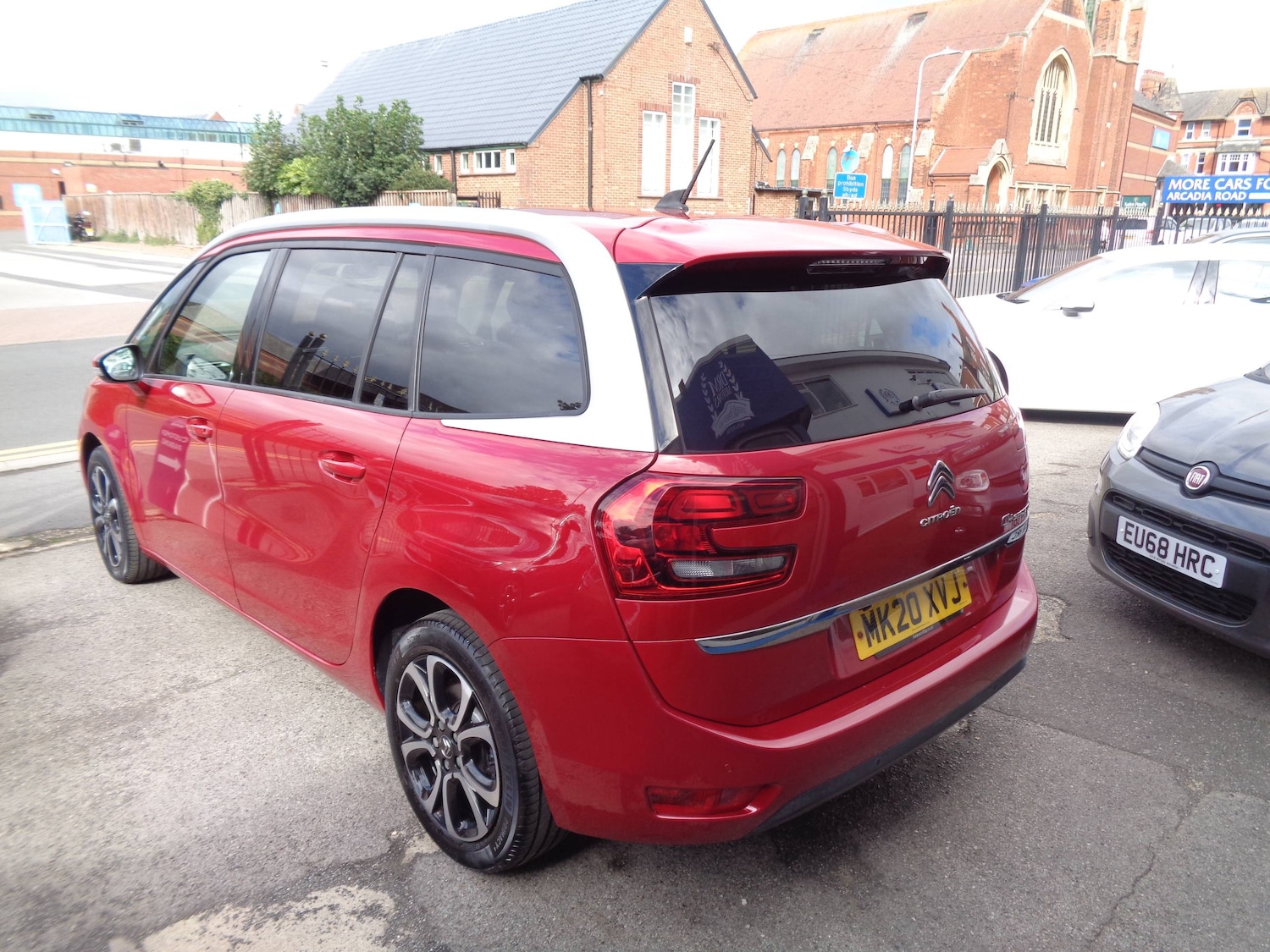 Used Citroen C4 Grand Picasso 2020 for sale - 76075920: Photo 2