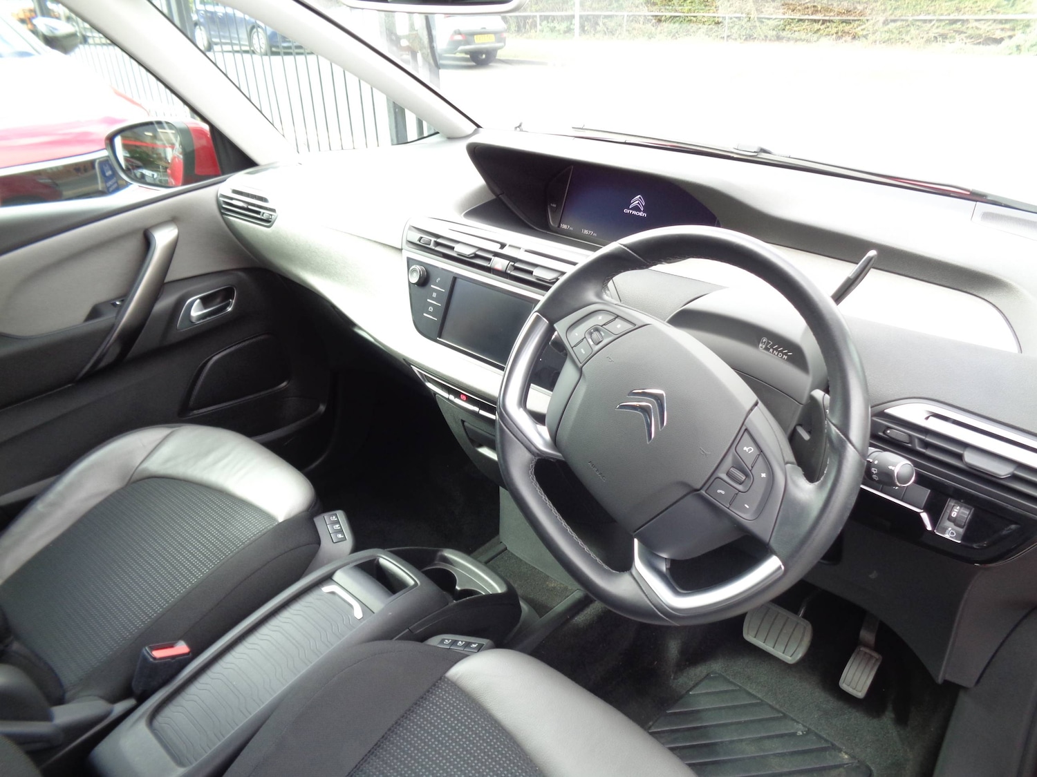 Used Citroen C4 Grand Picasso 2020 for sale - 76075920: Photo 5