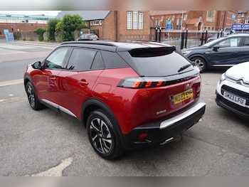 Used Peugeot 2008 2023 for sale - 79196526: Photo