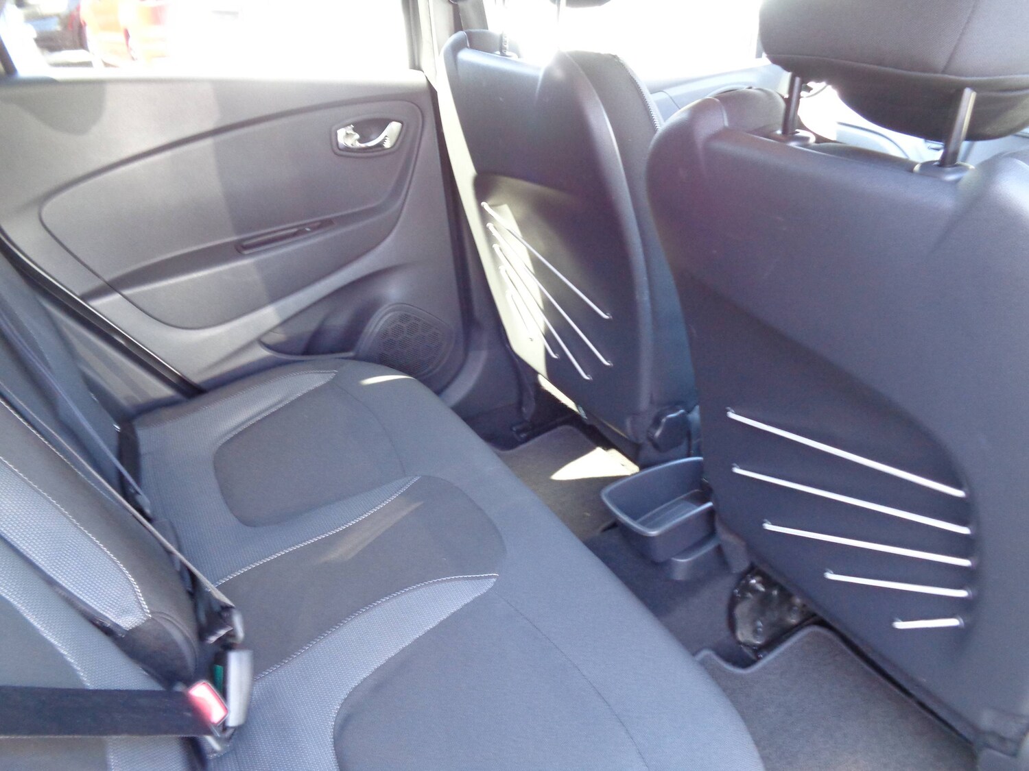 Used Renault Captur 2016 for sale - 77675744: Photo 8