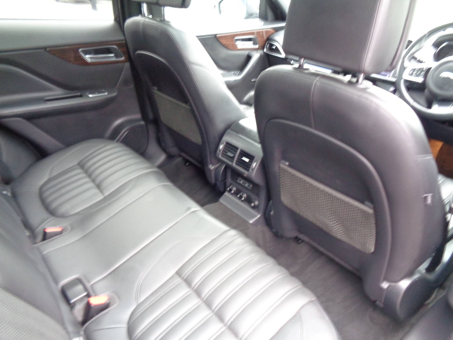 Used Jaguar F-Pace 2018 for sale - 76576837: Photo 9