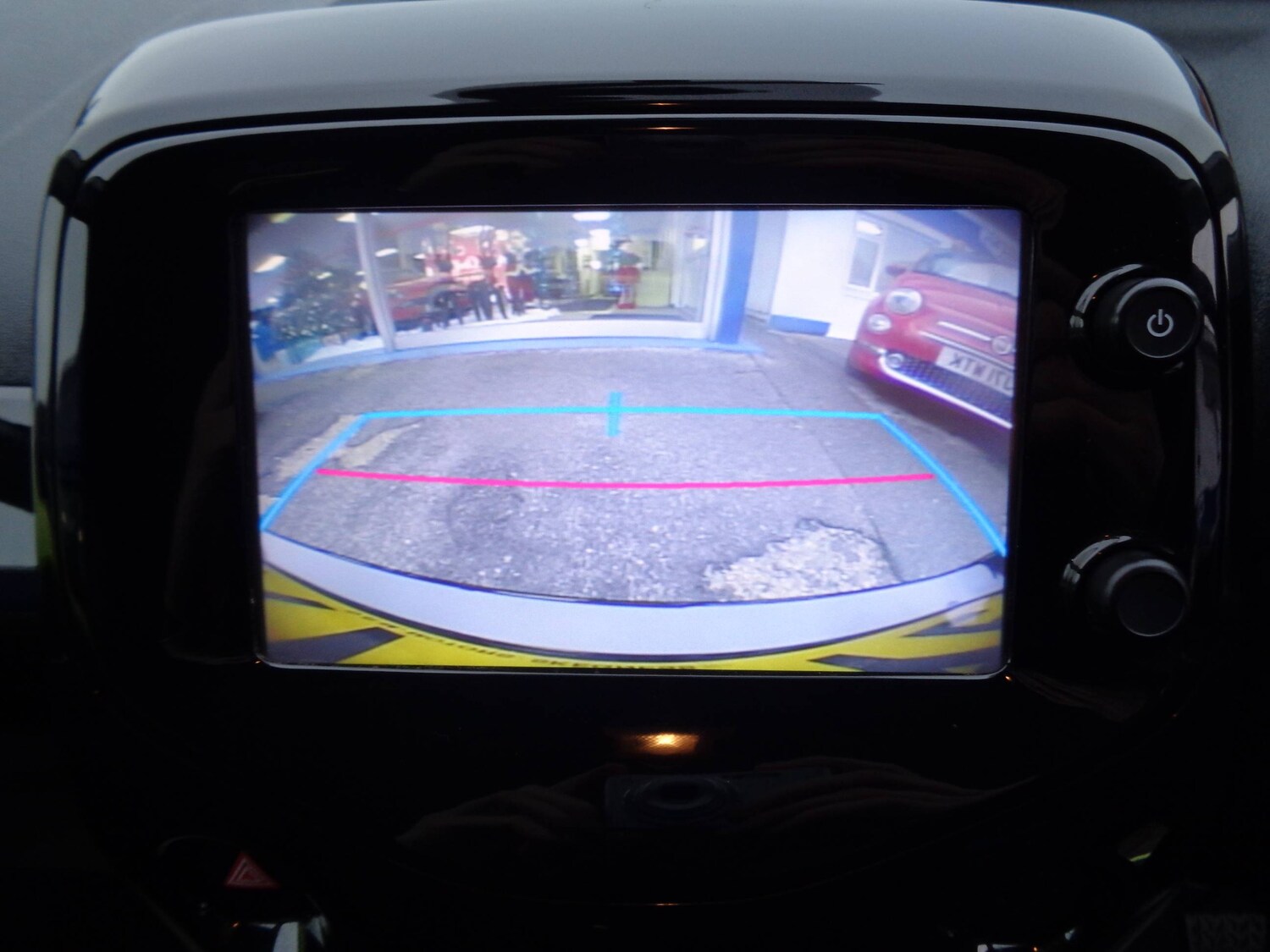 Used Toyota AYGO 2017 for sale - 76922550: Photo 10