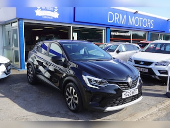 Used Renault Captur 2023 for sale - 79512444: Photo