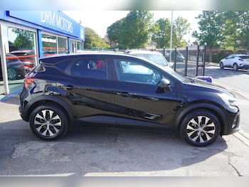 Used Renault Captur 2023 for sale - 79512444: Photo