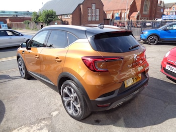 Used Renault Captur 2022 for sale - 75581449: Photo