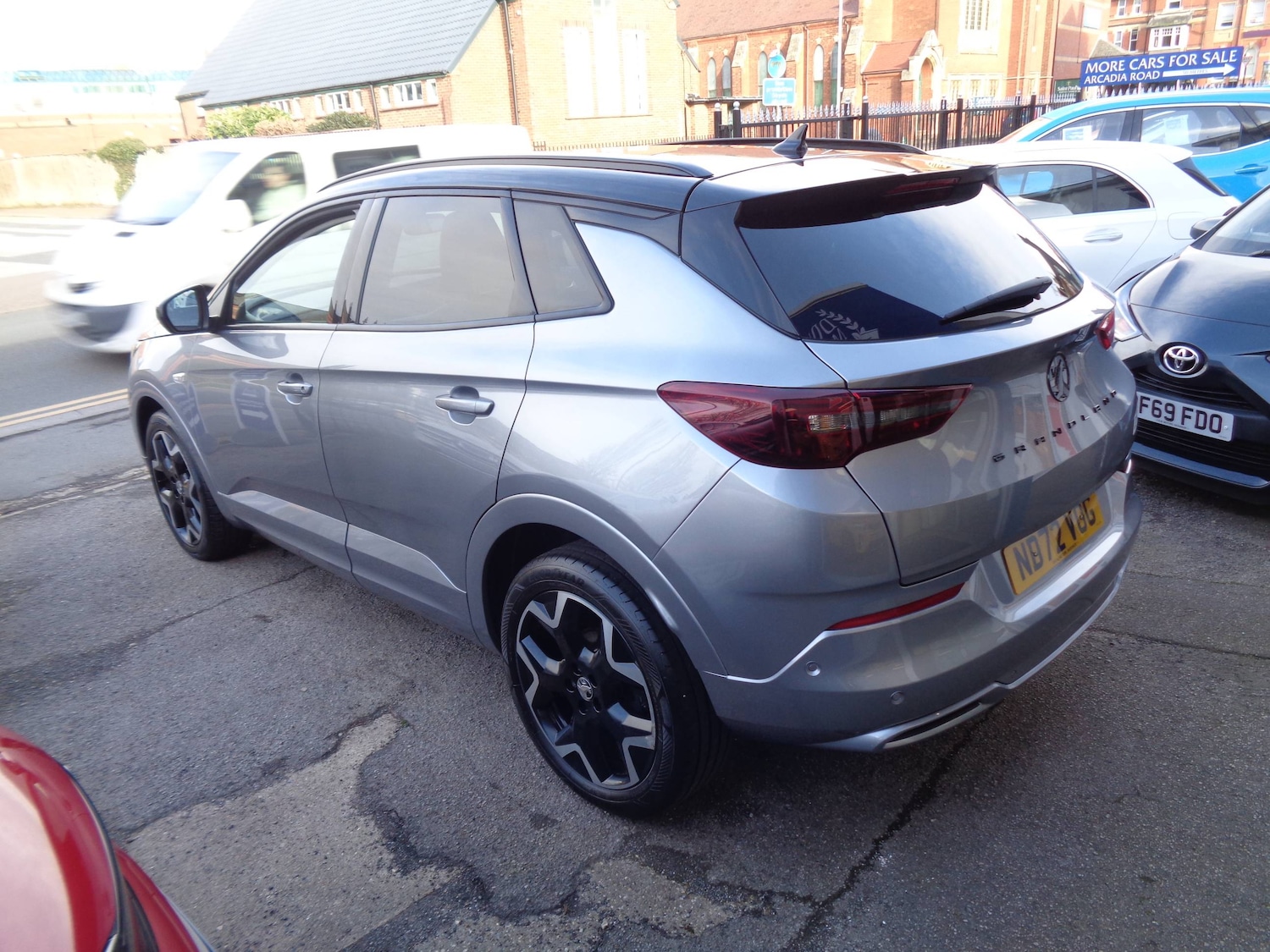 Used Vauxhall Grandland 2022 for sale - 77998732: Photo 2