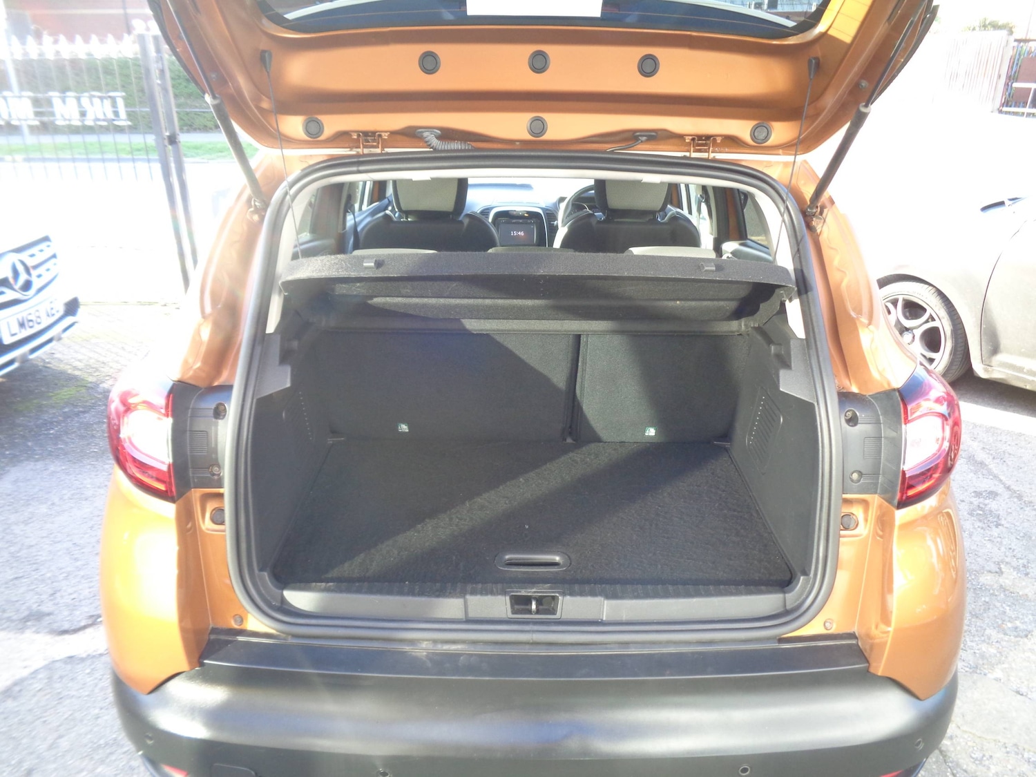 Used Renault Captur 2018 for sale - 77719116: Photo 3