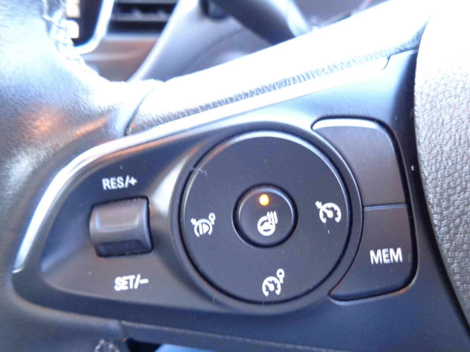 Used Vauxhall Crossland 2022 for sale - 76638826: Photo 10