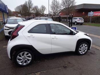 Used Toyota Aygo X 2022 for sale - 76922549: Photo