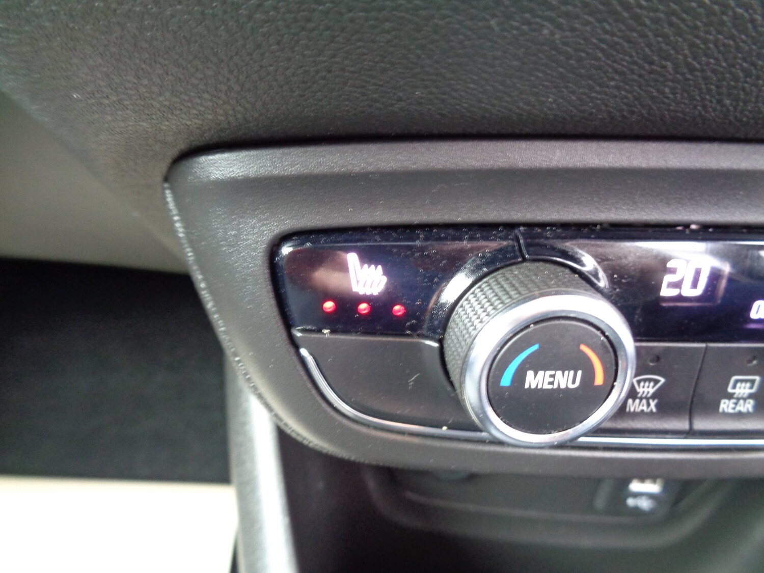 Used Vauxhall Crossland 2022 for sale - 76288551: Photo 8