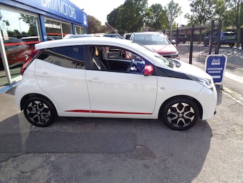 Used Toyota AYGO 2019 for sale - 76220392: Photo