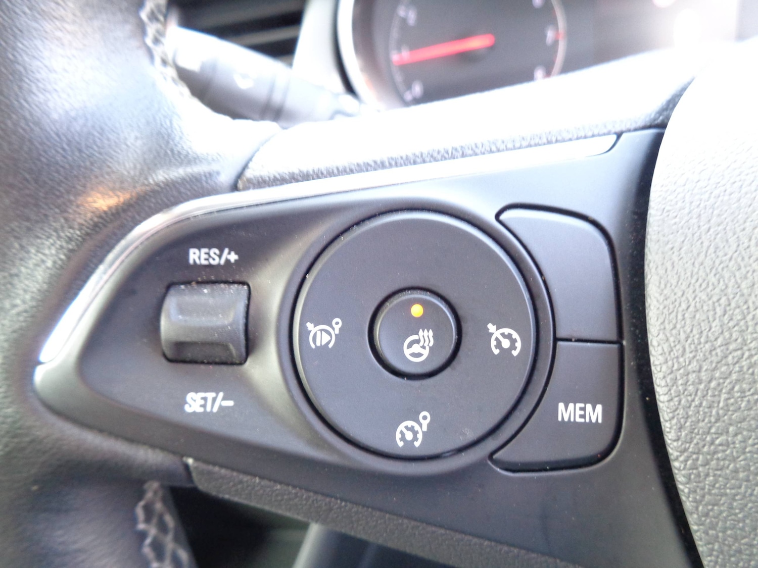 Used Vauxhall Crossland 2022 for sale - 76242952: Photo 10