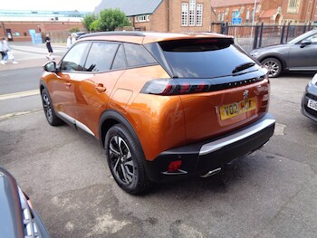 Used Peugeot 2008 2021 for sale - 75596335: Photo