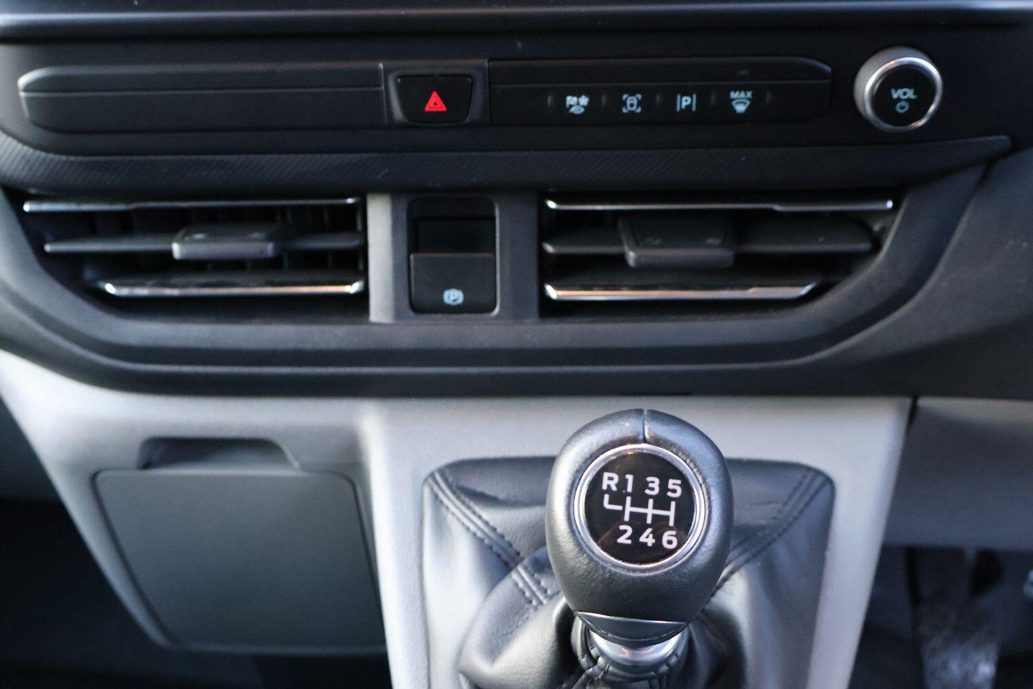 Used Ford Transit Custom 2024 for sale - 77049232: Photo 18