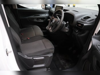 Used Vauxhall Combo 2022 for sale - 77220532: Photo
