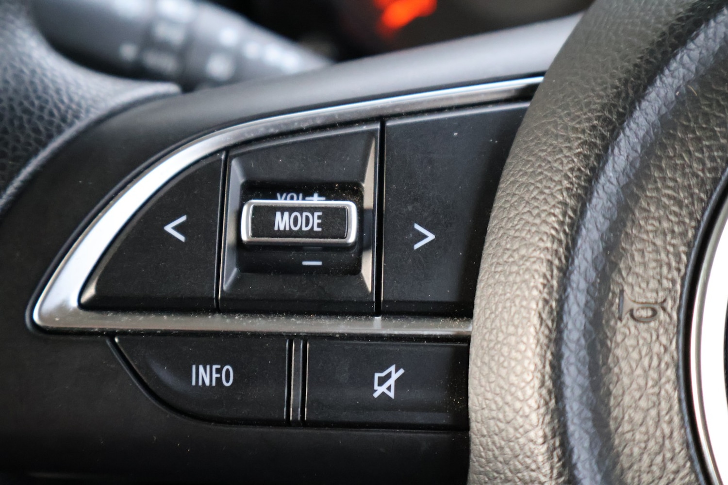 Used Suzuki Jimny 2023 for sale - 77049238: Photo 22