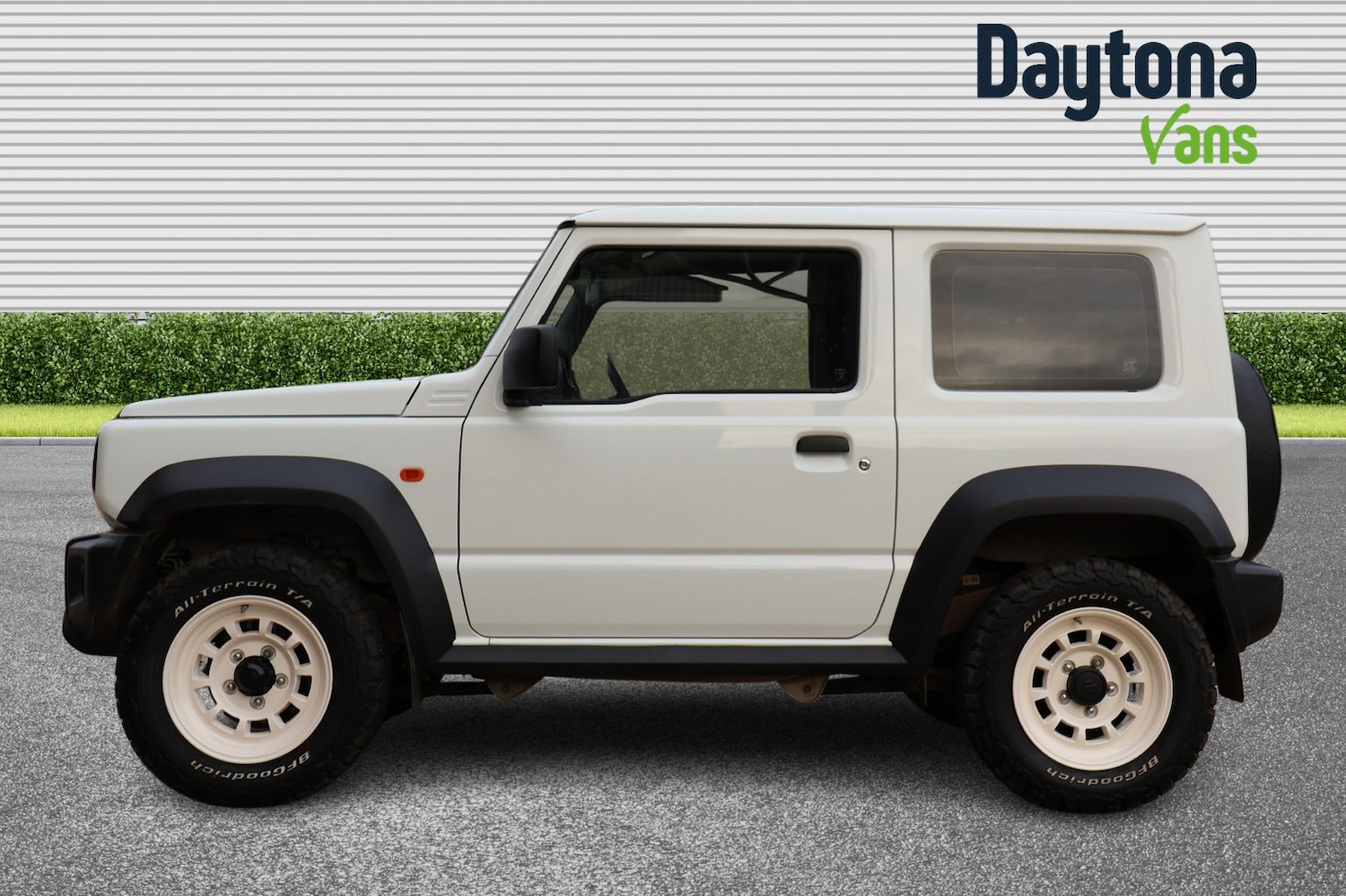 Used Suzuki Jimny 2023 for sale - 77049238: Photo 3