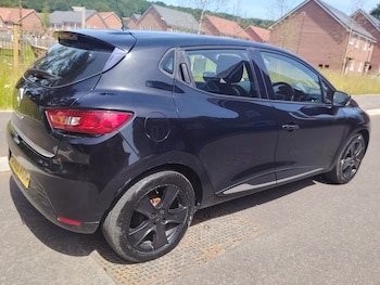 Used Renault Clio 2015 for sale - 79051429: Photo
