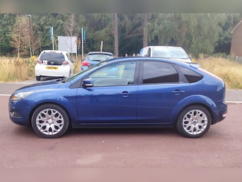 Used Ford Focus 2009 for sale - 79357372: Photo