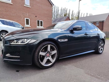 Used Jaguar XE 2017 for sale - 78520151: Photo