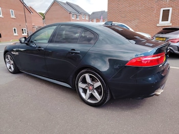 Used Jaguar XE 2017 for sale - 78520151: Photo
