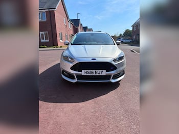Used Ford Focus 2016 for sale - 79733182: Photo